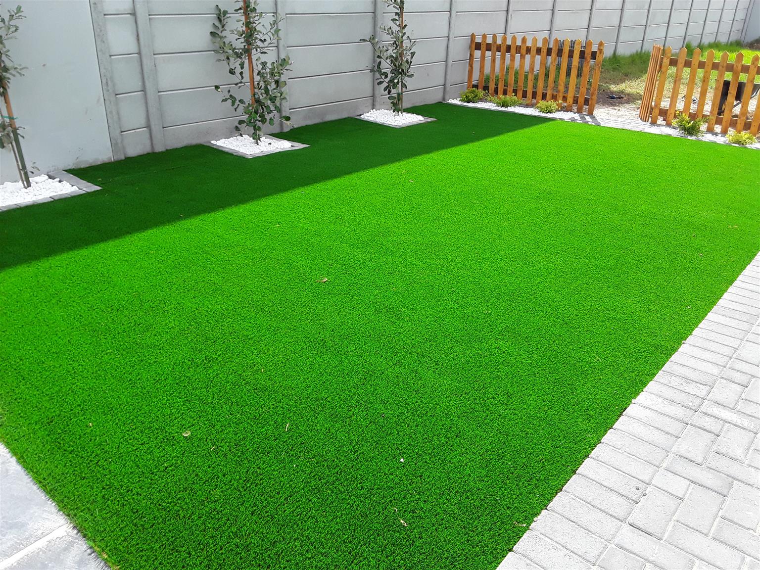 Công ty phân phối cỏ nhân tạo Bình Dương giá rẻ nhất thị trường